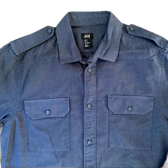 H&M Blue Button Up Long Sleeve Dress Shirt Size Medium - Picture 6 of 10